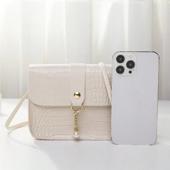 ⚠️Clearance Beige Crocodile Print Square Crossbody Bag - Picture 3 of 7